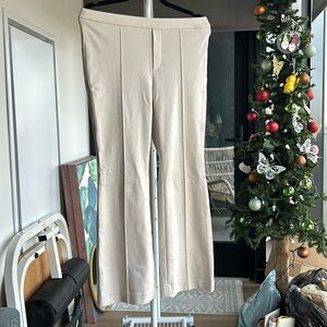 Uniqlo High-waisted Flare Pants